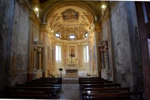 interni di san Michele Arcangelo a Pegazzano